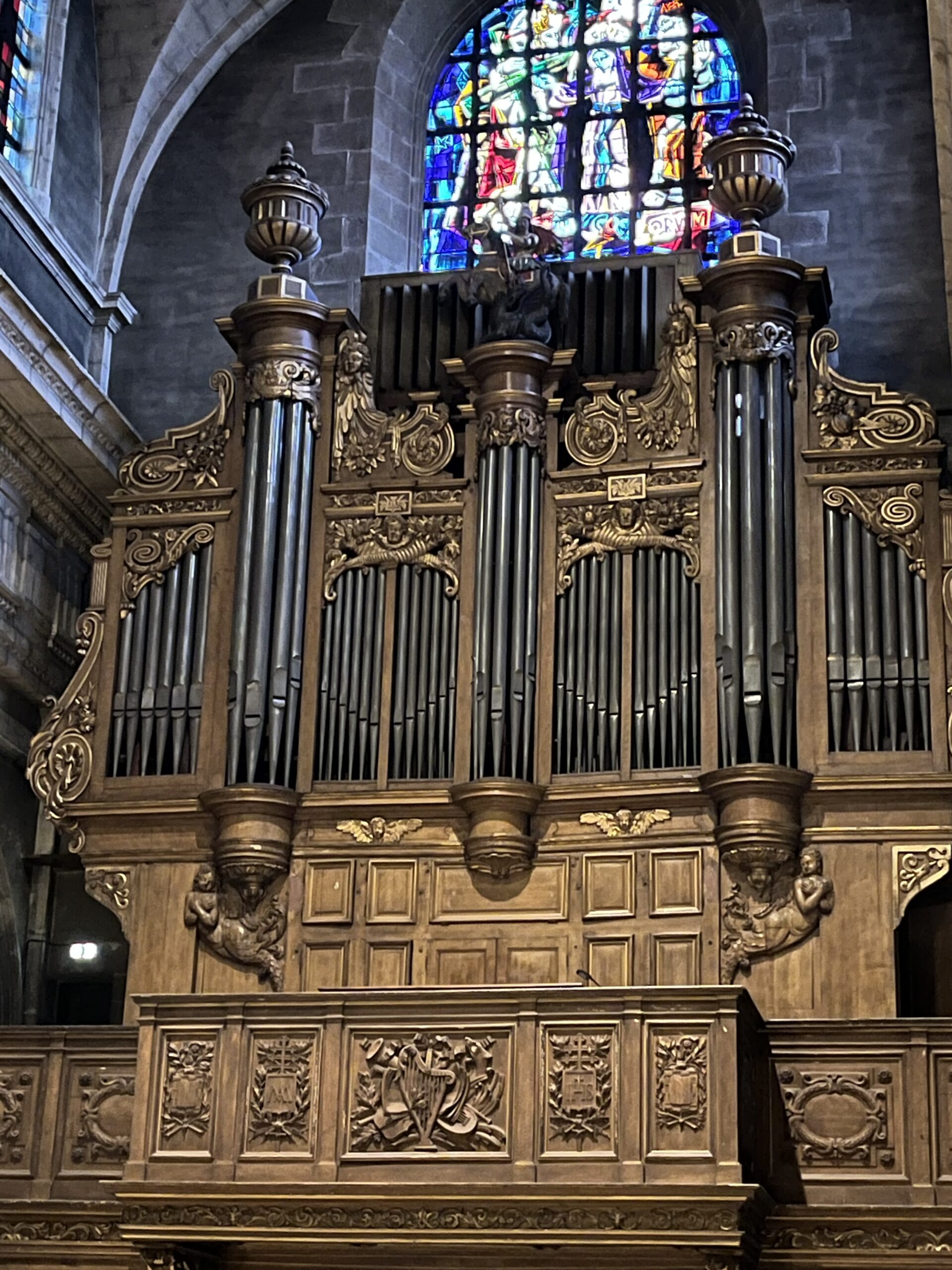 Lire la suite à propos de l’article Grand orgue de la <br>basilique Saint Sauveur